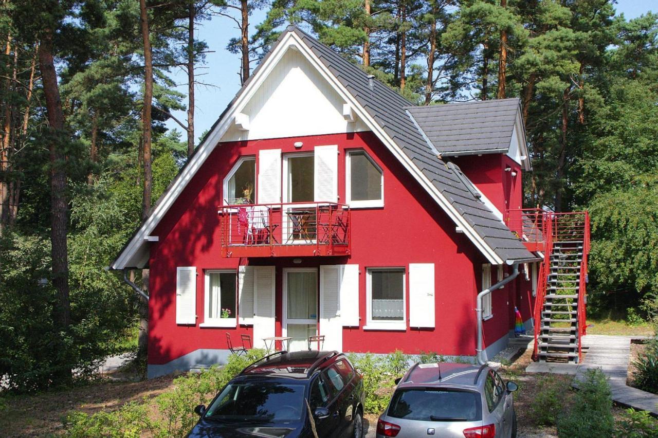 Inviting Holiday Home With Garden ทรัสเซนไฮเดอ ภายนอก รูปภาพ
