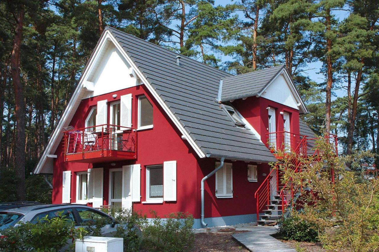 Inviting Holiday Home With Garden ทรัสเซนไฮเดอ ภายนอก รูปภาพ